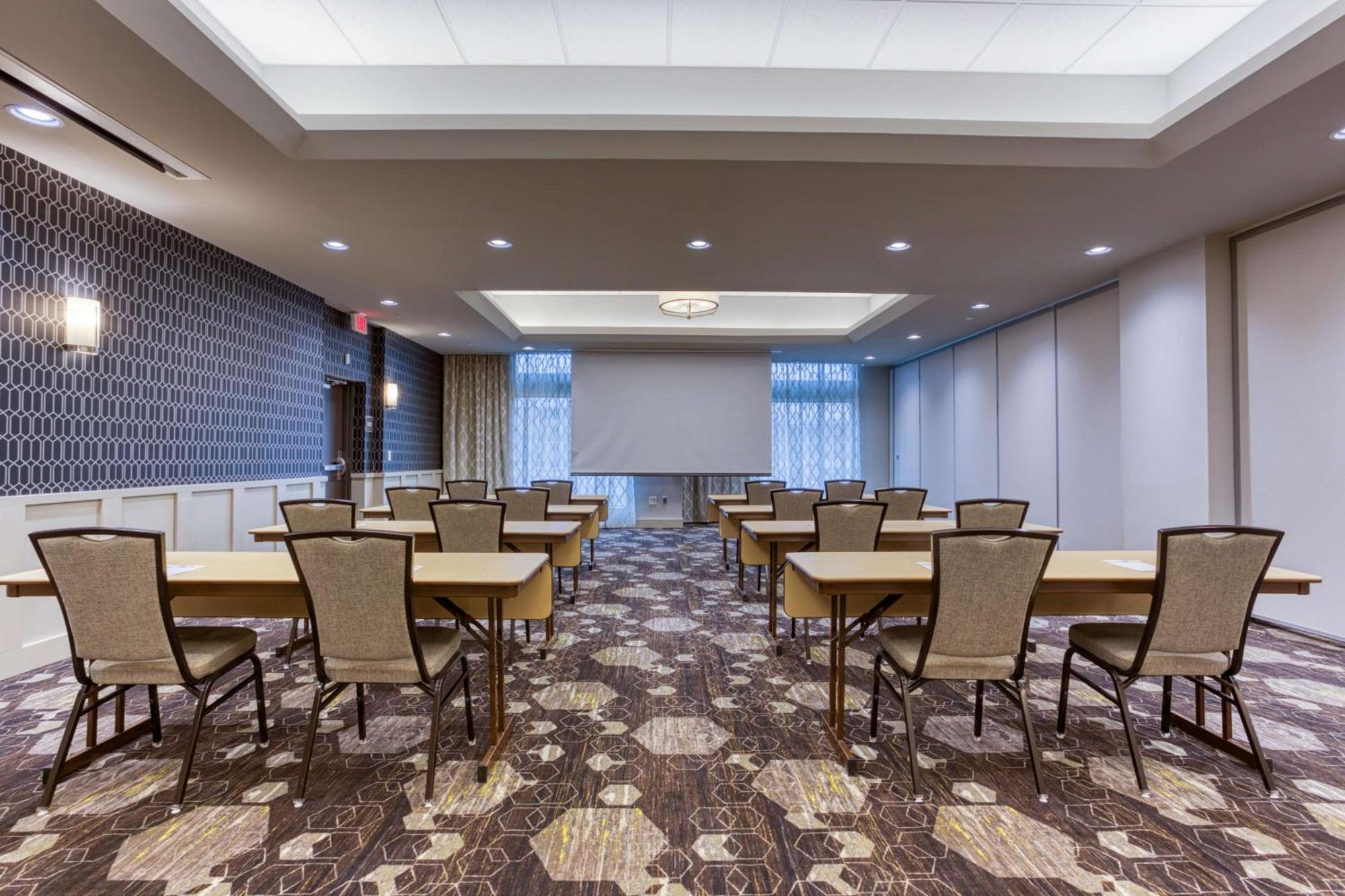 Drury Inn & Suites Cleveland Бічвуд Екстер'єр фото