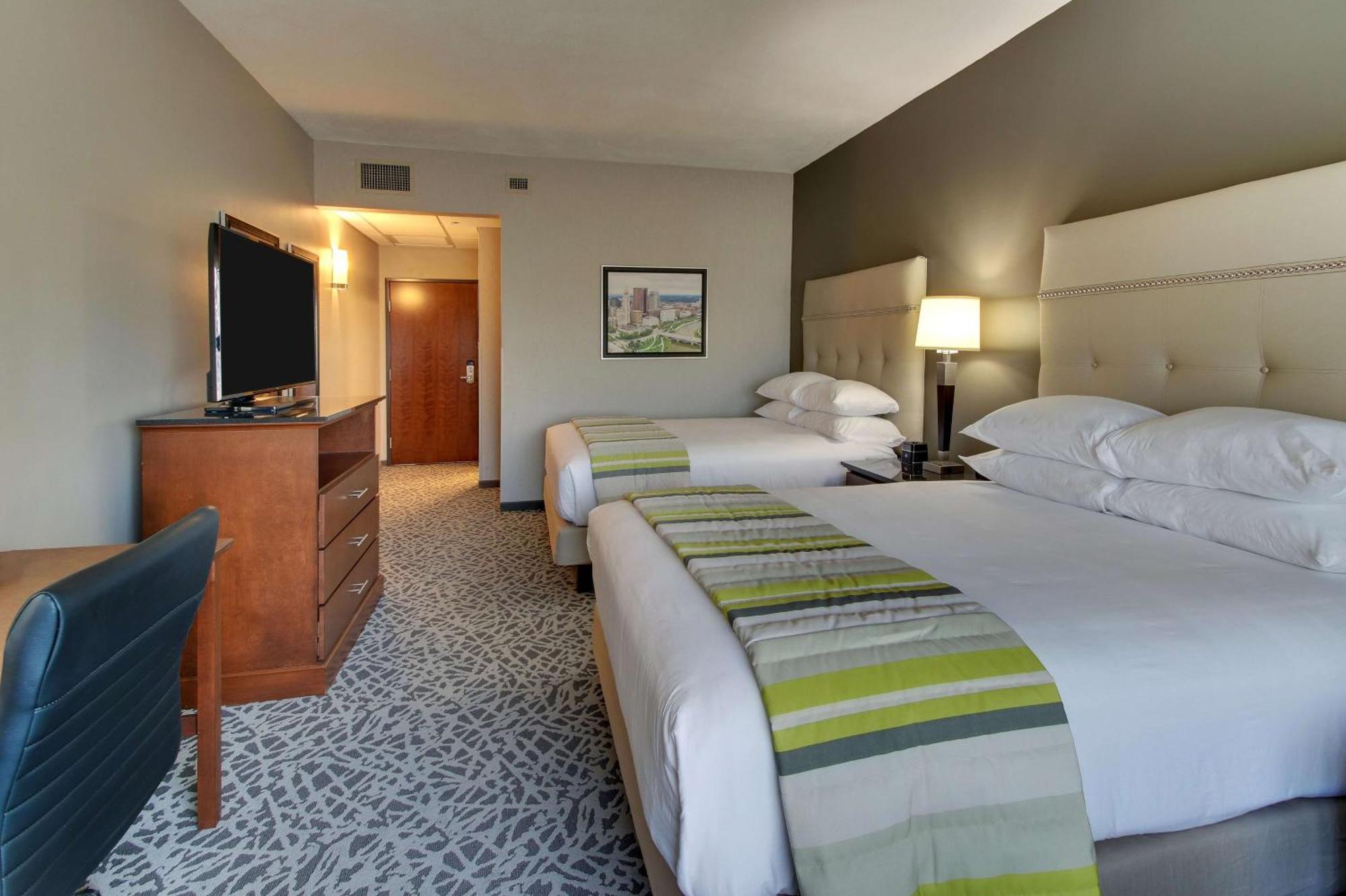 Drury Inn & Suites Cleveland Бічвуд Екстер'єр фото