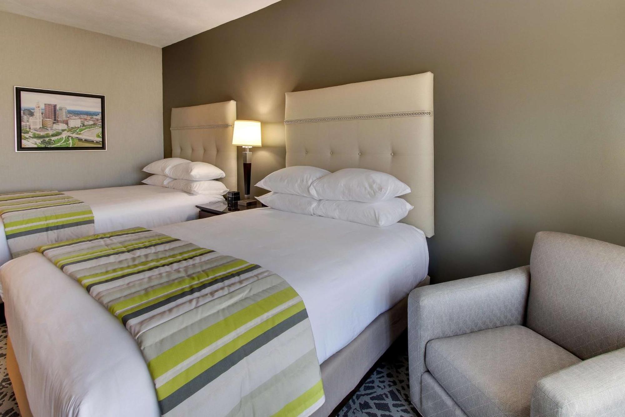 Drury Inn & Suites Cleveland Бічвуд Екстер'єр фото