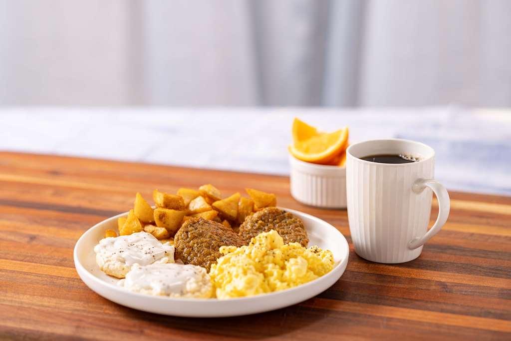 Drury Inn & Suites Cleveland Бічвуд Ресторан фото